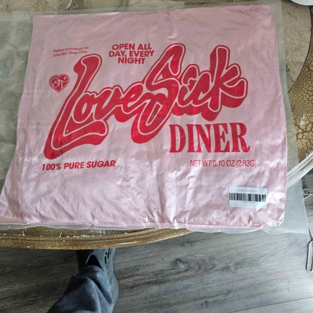 DIN TOLIVER LOVE SICK DINER THROW PILLOW